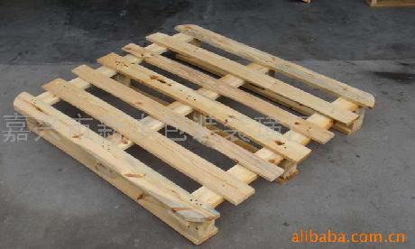 四面铲挑梁木托盘